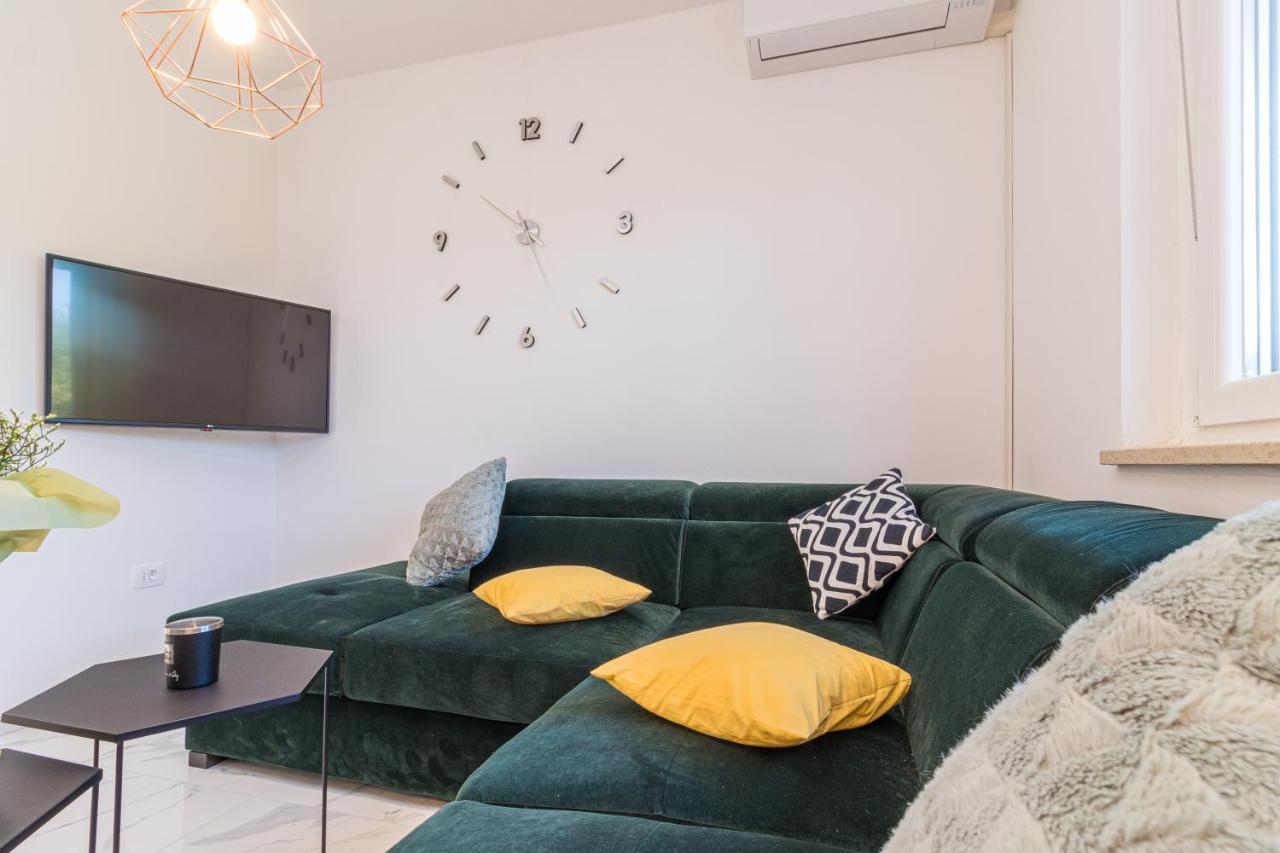 Three Waves Apartment New プーラ エクステリア 写真